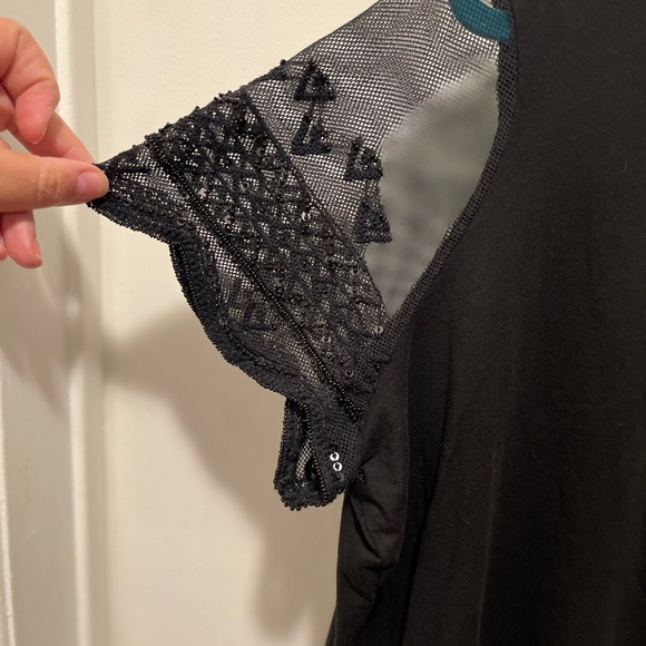 Lauren by Ralph Lauren. Black plus size fancy tee. 2X - Picture 6 of 8